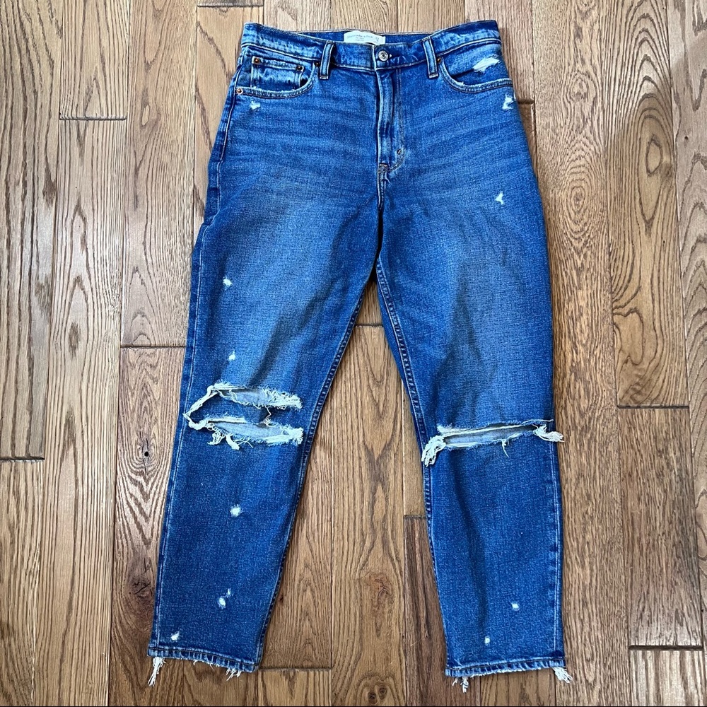 High Rise Mom Jean